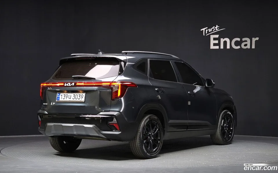 Kia Seltos 1.6 2WD 2023 — миниатюра 2