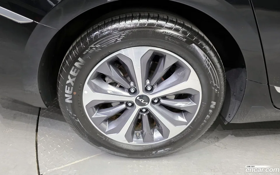 Kia K8 Hybrid 2023 — миниатюра 5