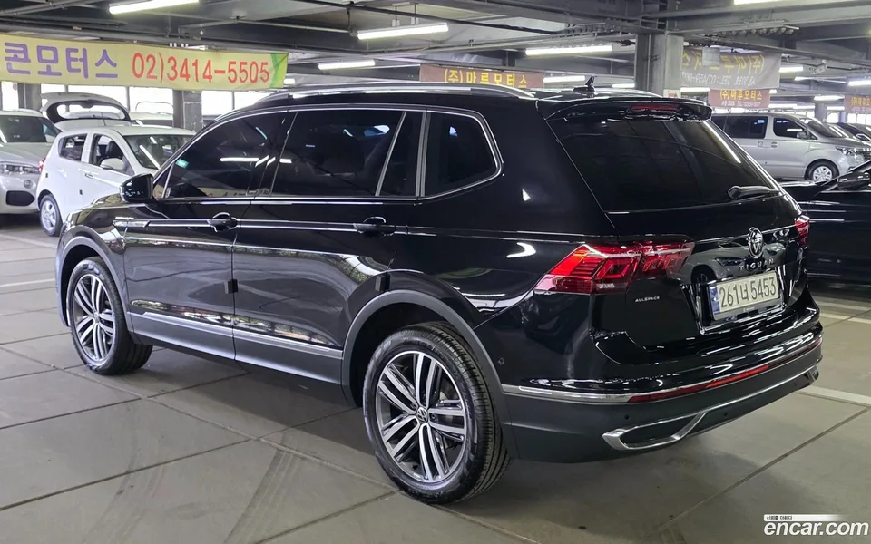 Volkswagen Tiguan Allspace 2.0 TSI 2024 — миниатюра 2
