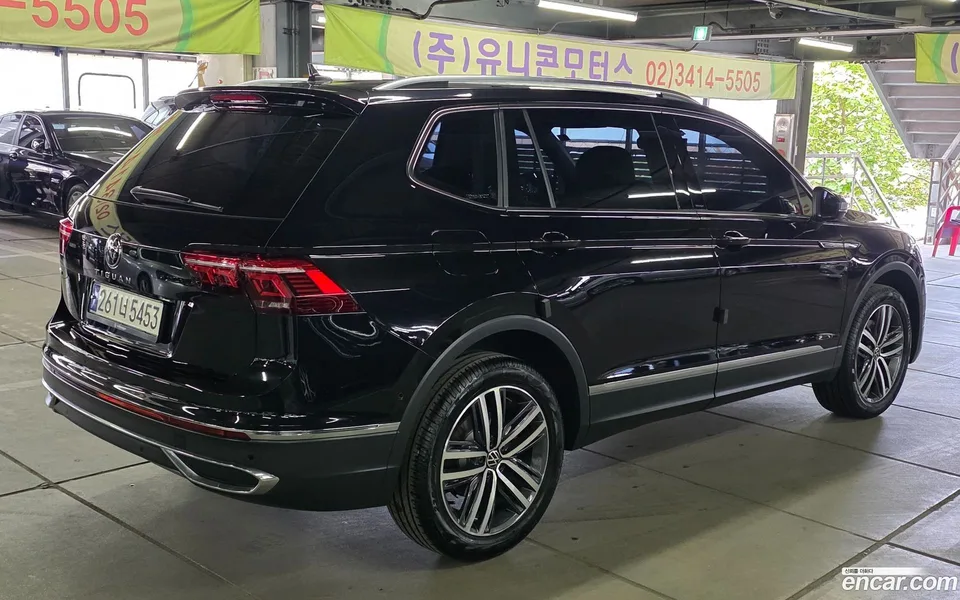 Volkswagen Tiguan Allspace 2.0 TSI 2024 — миниатюра 4