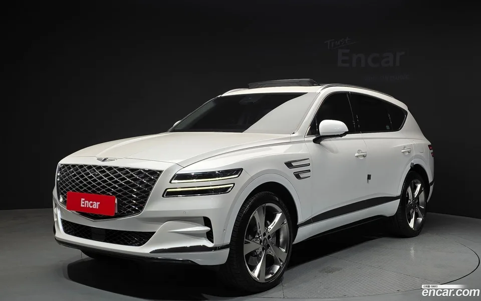 Genesis GV80 2.5T AWD 2023 — фото 1, купить с доставкой в Москву