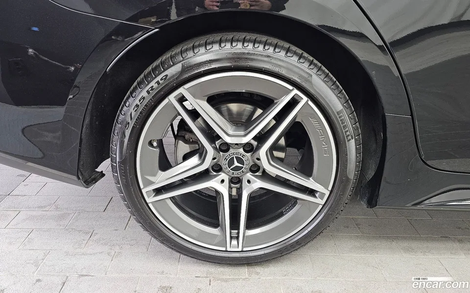 Mercedes-Benz CLS-Class CLS300d 4MATIC 2023 — миниатюра 5