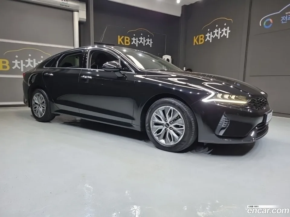 Kia K5 Hybrid 2023 — миниатюра 2