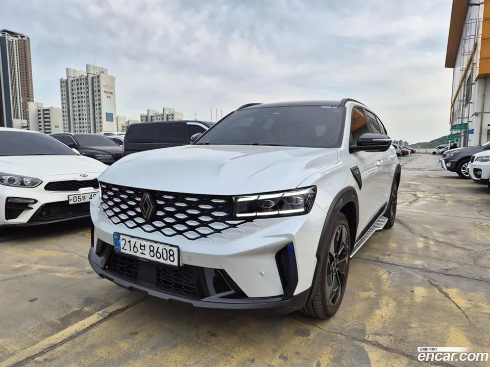 Renault Samsung Grand Koleos 2.0 4WD 2024 — фото 1, купить с доставкой в Москву