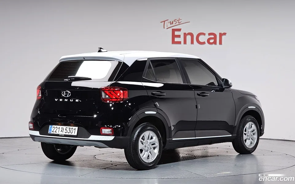 Hyundai Venue 1.6 2025 — миниатюра 2