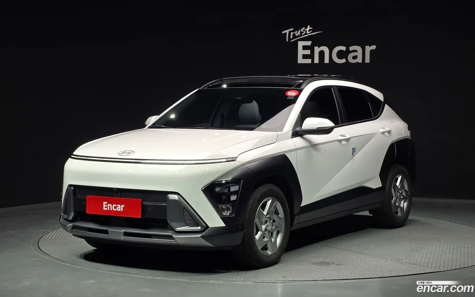 Hyundai Kona Hybrid 2025 — фото 1, купить с доставкой в Москву