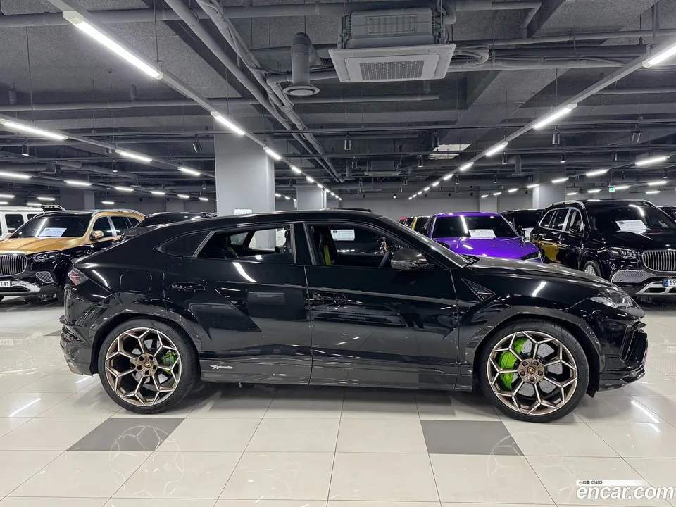 Lamborghini Urus 4.0 V8 2024 — миниатюра 2