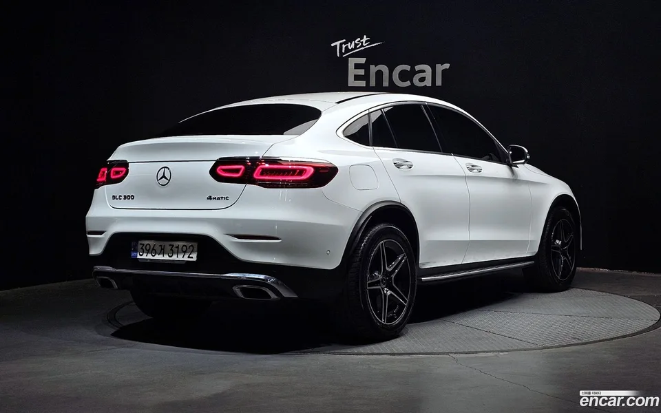 Mercedes-Benz GLC-Class GLC300 4MATIC 2022 — миниатюра 2