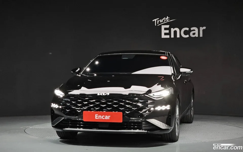 Kia K8 Hybrid 2023 — миниатюра 3
