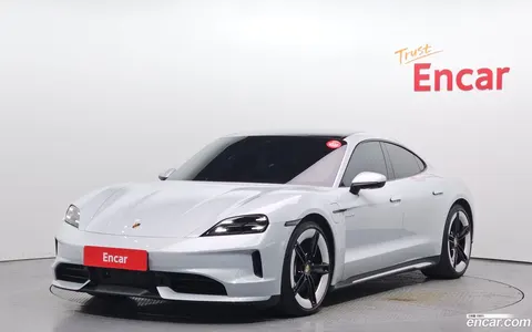 Porsche Taycan 2025 купить в Москве