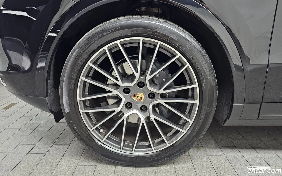 Porsche Cayenne 3.0 2023 — миниатюра 5