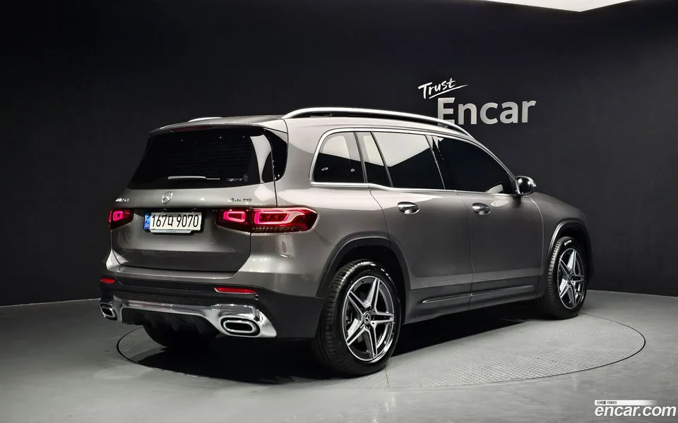 Mercedes-Benz GLB-Class GLB250 4MATIC 2023 — миниатюра 2