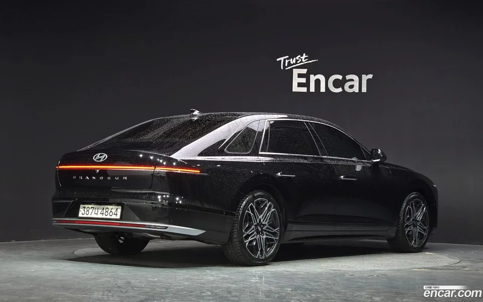 Hyundai Grandeur Hybrid 2023 — миниатюра 2