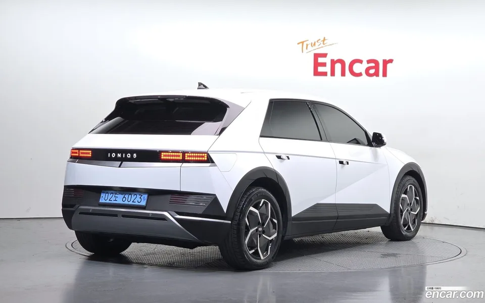 Hyundai Ioniq 5 2024 — миниатюра 2