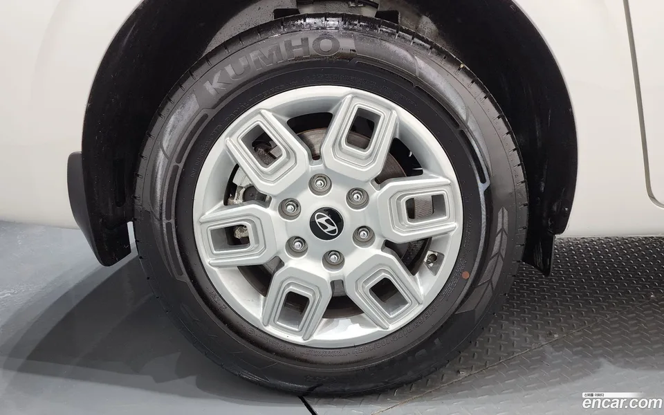 Hyundai Staria 3 2024 — миниатюра 5