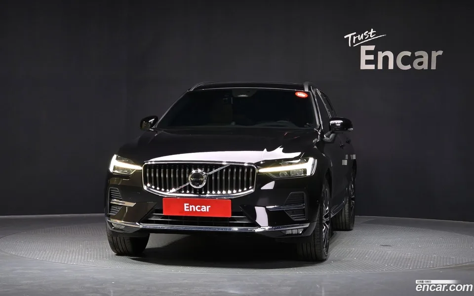 Volvo XC60 B5 2022 — миниатюра 3