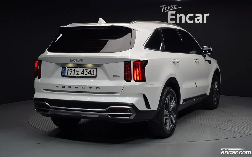 Kia Sorento HEV 1.6 2WD 2022 — миниатюра 2