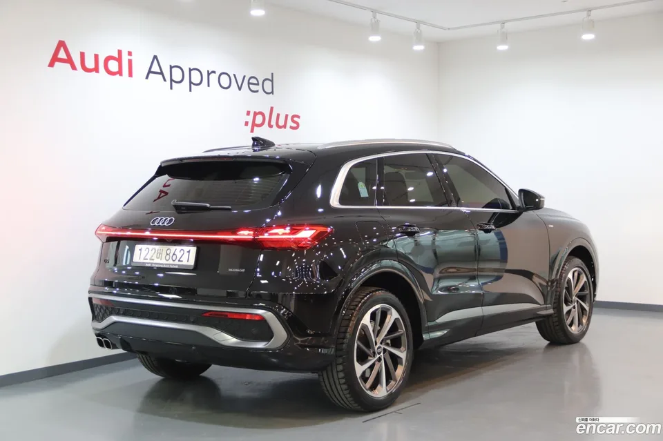 Audi Q5 (80A) 40 TDI S Line 2025 — миниатюра 2
