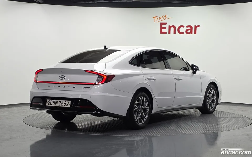 Hyundai Sonata 2.0 2022 — миниатюра 2