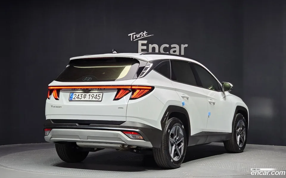 Hyundai Tucson NX4 1.6 4WD 2024 — миниатюра 2