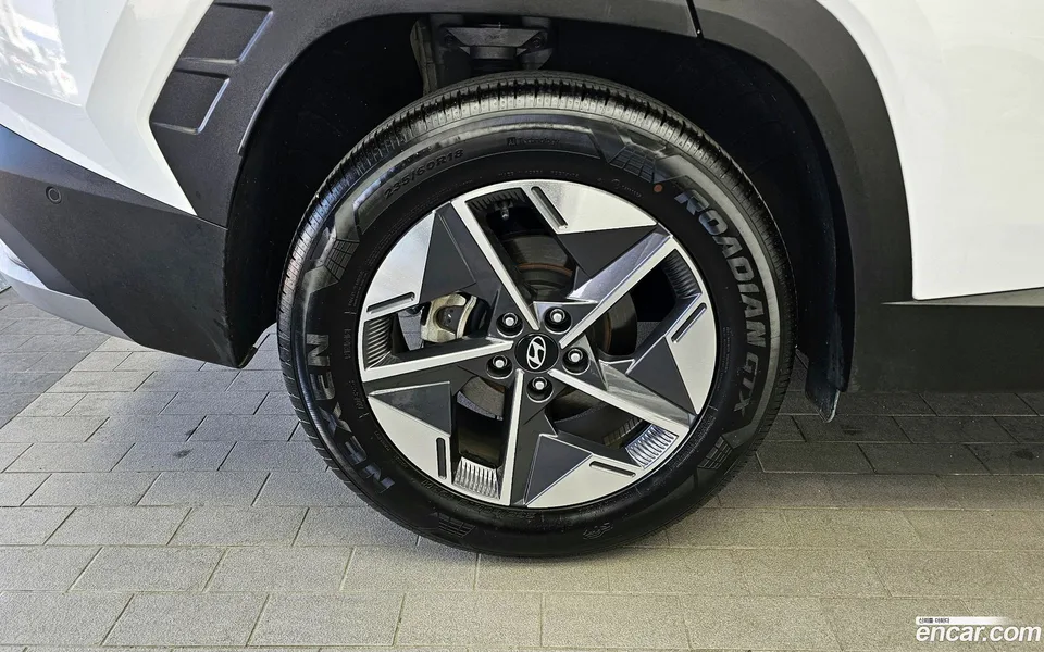 Hyundai Tucson NX4 1.6 4WD 2024 — миниатюра 5
