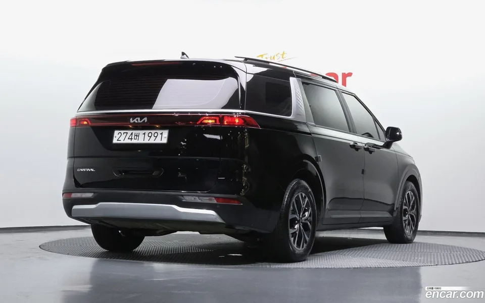 Kia Carnival 9 2023 — миниатюра 2