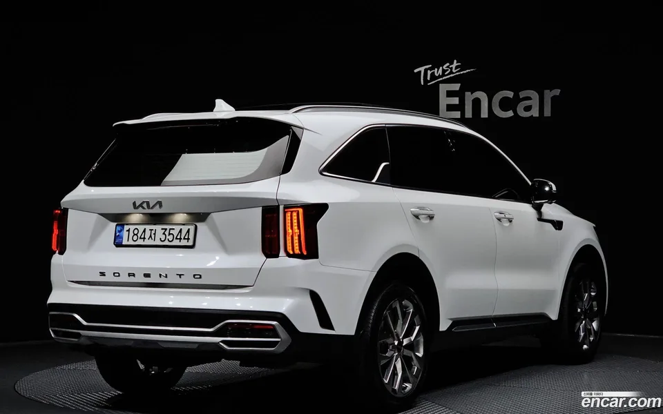 Kia Sorento 2.5T 2WD 2022 — миниатюра 2