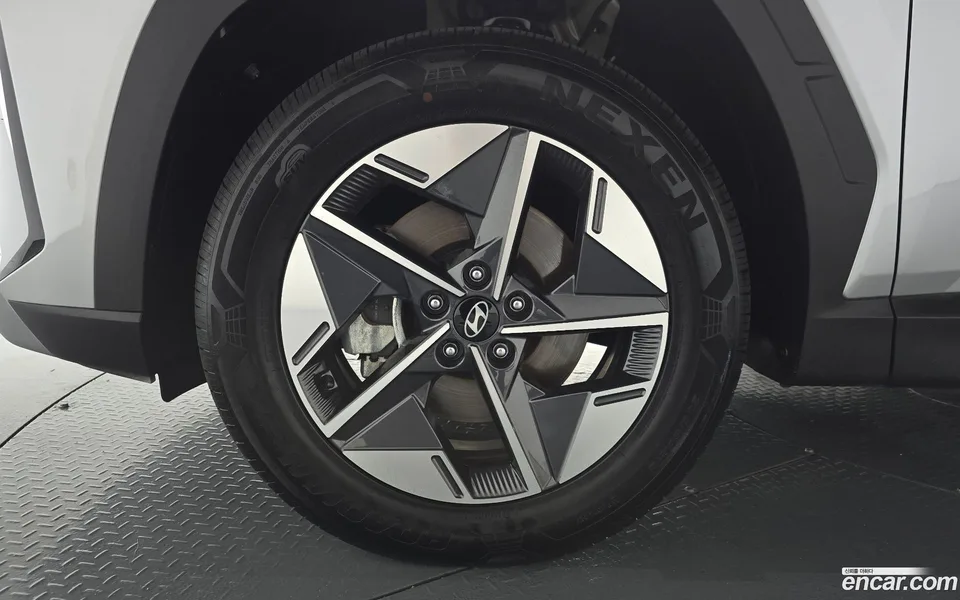 Hyundai Tucson NX4 2.0 2WD 2025 — миниатюра 5