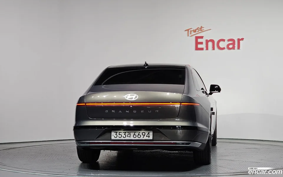 Hyundai Grandeur 2.5 2WD 2023 — миниатюра 4
