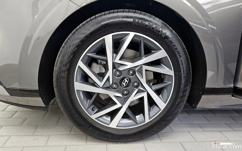 Hyundai Grandeur 2.5 2WD 2023 — миниатюра 5