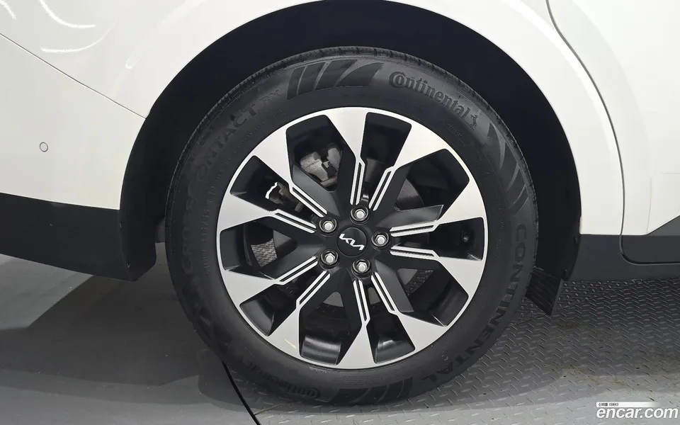 Kia Carnival 9 2023 — миниатюра 5