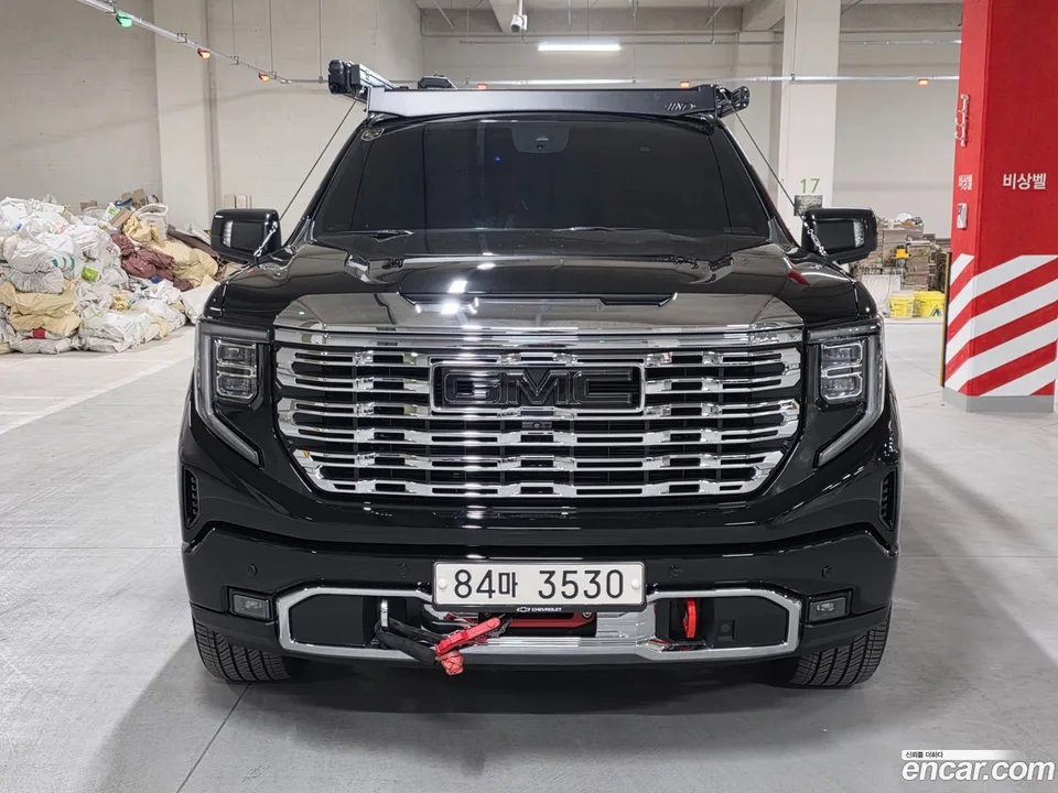 GMC Sierra -X 2023 — фото 1, купить с доставкой в Москву