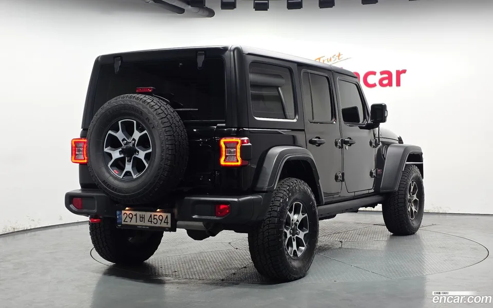 Jeep Wrangler 2.0 4 2022 — миниатюра 2