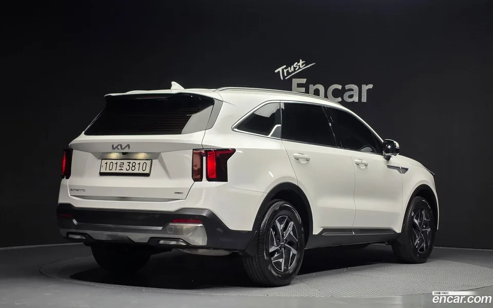Kia Sorento HEV 1.6 2WD 2024 — миниатюра 2