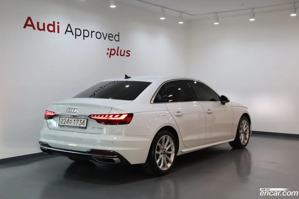 Audi A4 40 TFSI 2023 — миниатюра 2