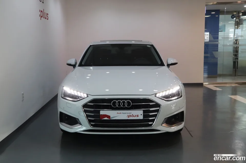 Audi A4 40 TFSI 2023 — миниатюра 3