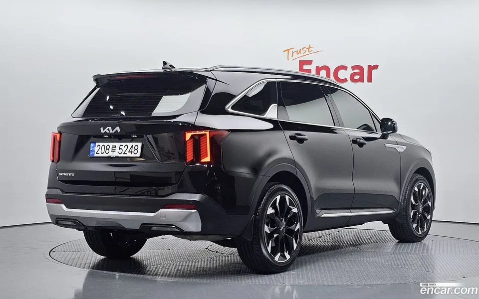 Kia Sorento 2.2 2WD 2023 — миниатюра 2