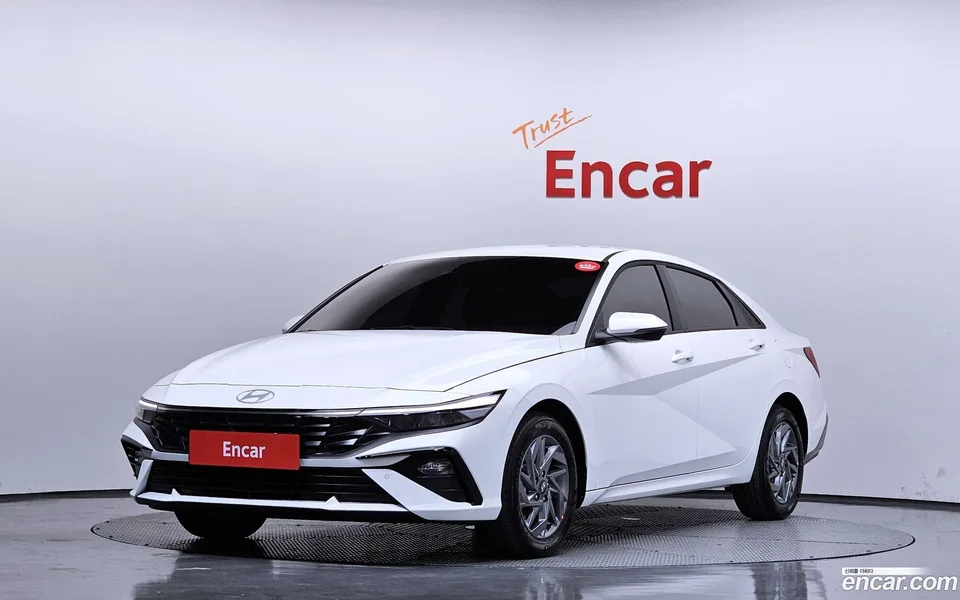 Hyundai Avante CN7 1.6 2025 — фото 1, купить с доставкой в Москву