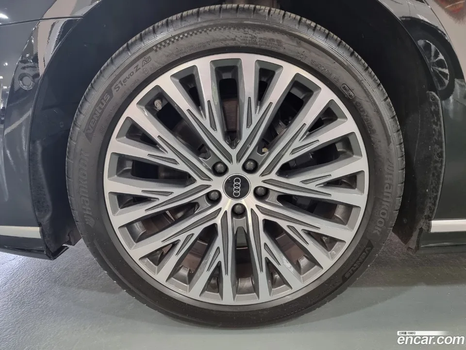 Audi A8 55 TFSI LWB 2023 — миниатюра 5