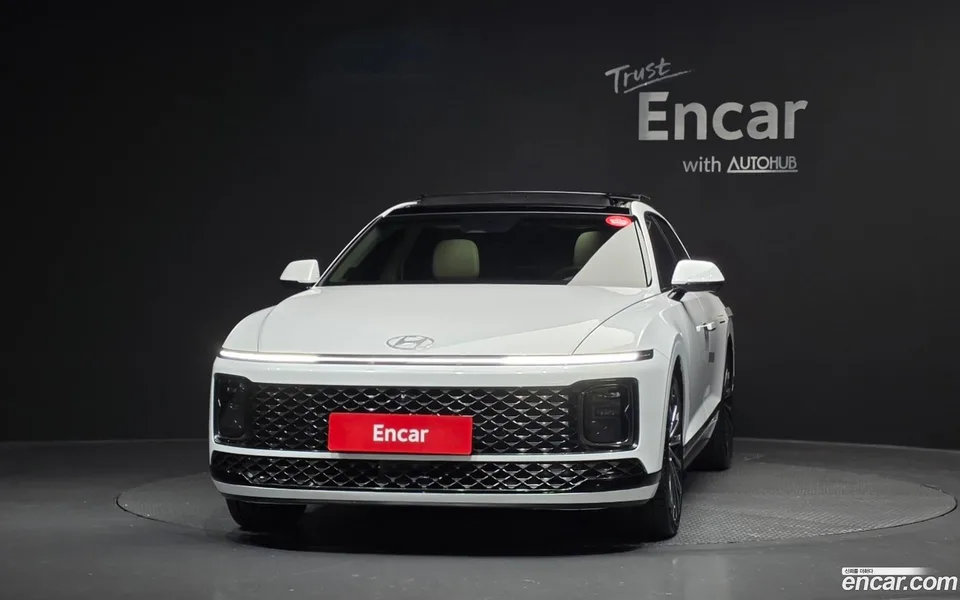 Hyundai Grandeur Hybrid 2023 — миниатюра 3