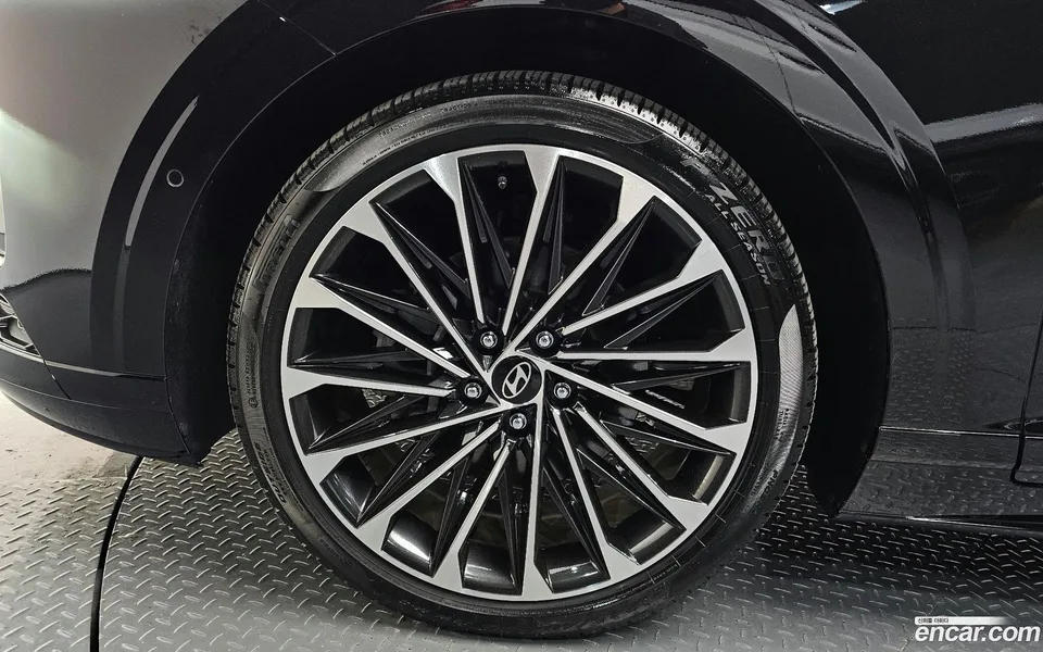 Hyundai Grandeur 2.5 2WD 2024 — миниатюра 5