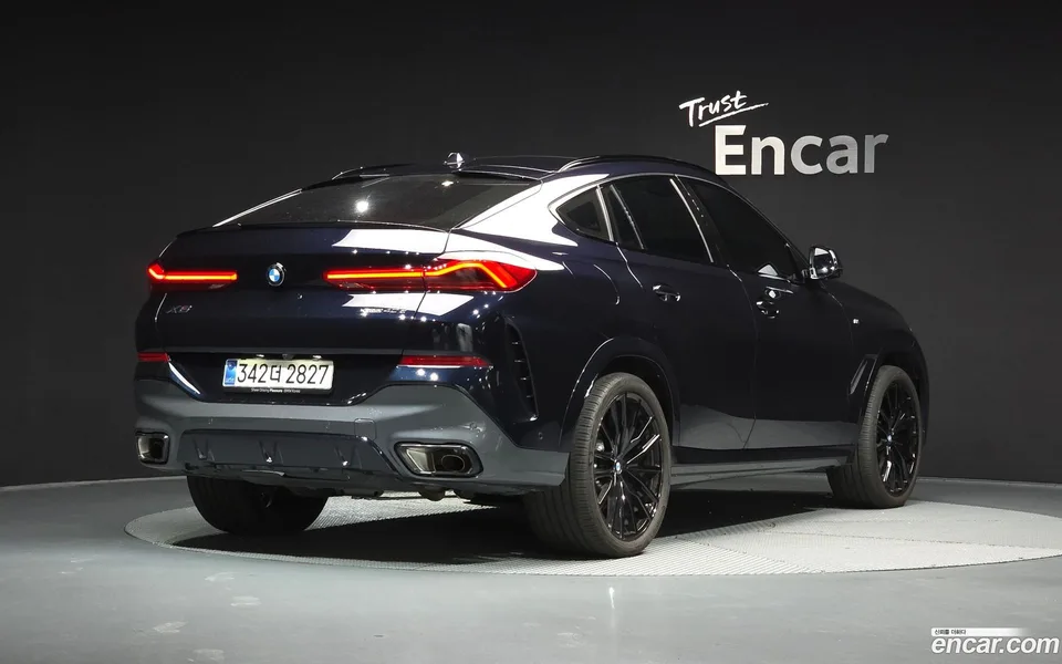 BMW X6 xDrive40d M 2025 — миниатюра 2