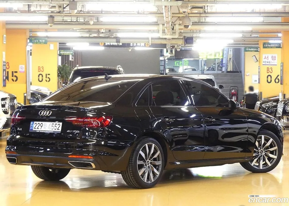Audi A4 40 TFSI 2023 — миниатюра 2