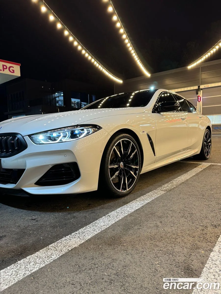 BMW 8 Series M850i xDrive 2023 — миниатюра 3