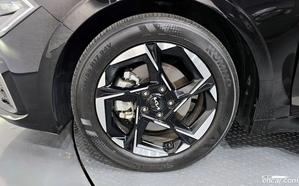 Kia K5 2.0 2024 — миниатюра 5