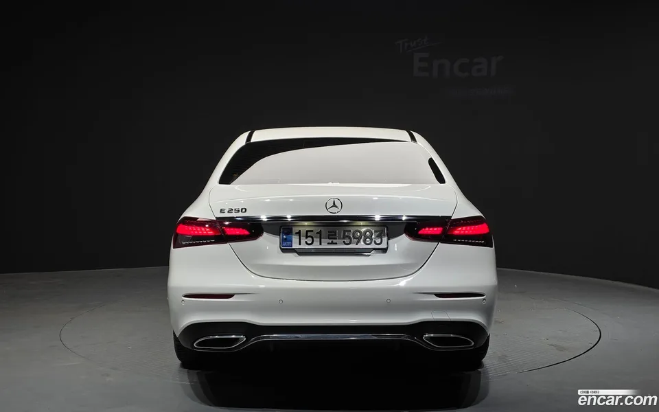 Mercedes-Benz E-Class E250 AMG Line 2022 — миниатюра 3