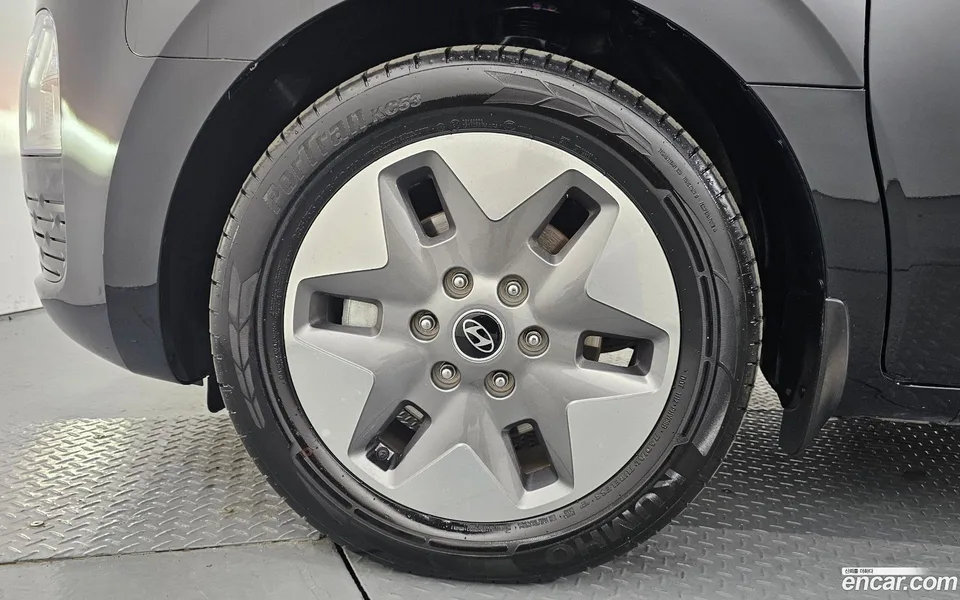 Hyundai Staria 11 2025 — миниатюра 5