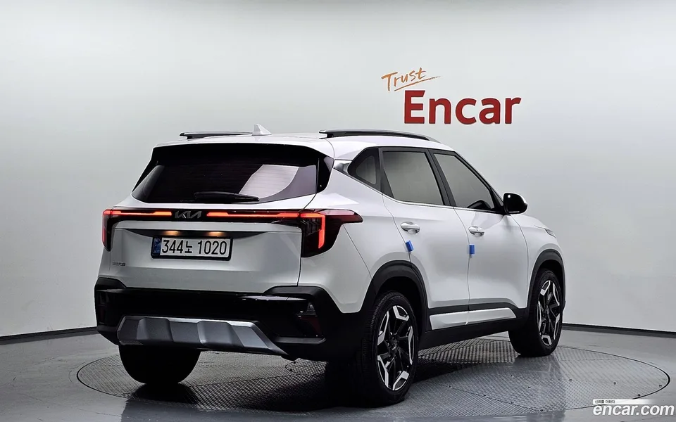 Kia Seltos 1.6 2WD 2024 — миниатюра 2