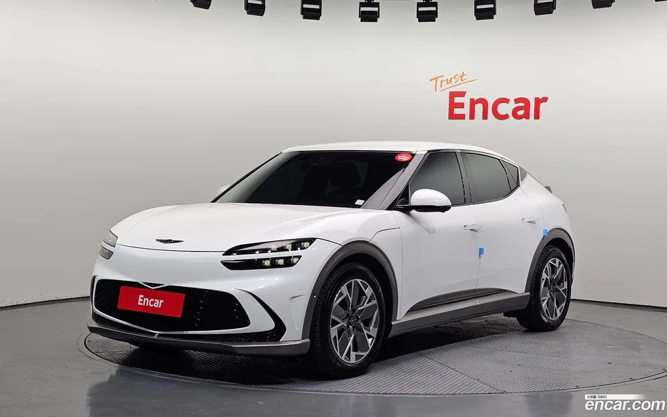 Genesis GV60 2022 — фото 1, купить с доставкой в Москву