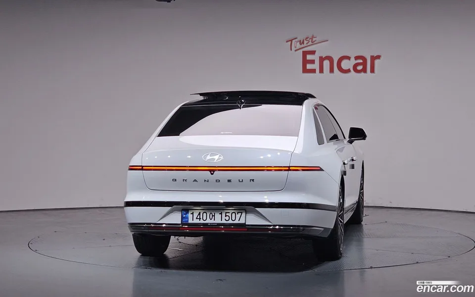Hyundai Grandeur Hybrid 2023 — миниатюра 4